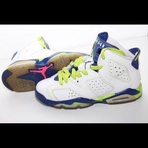Air Jordan Retro 6 Fierce Green